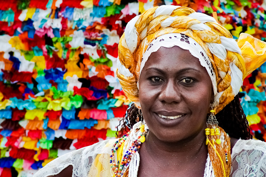 A Brazilian woman, practising candomblé (the Afro-Brazilian animistic religion), in the historical part of Salvador da Bahía, Brazil.