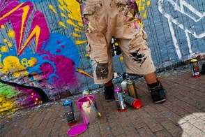 Stinkfish paints graffiti in Bogotá (La Candelaria, Bogotá, Colombia)