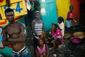 Hair styling (Port-au-Prince, Haiti)