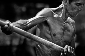 Sand miners (Cartago, Colombia)