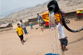 Water crisis in Lima (Pachacútec, Lima, Peru)