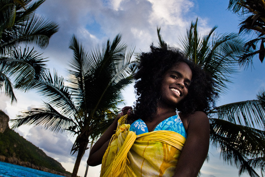 Many Cuban girls, aware of their natural beauty, offer cheap sex to foreigners hoping that they might marry them later (and take away from Cuba). These girls are called “jineteras”.