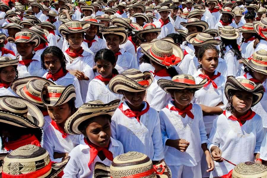 As the main Carnival events take place during the day the children participate in the procession very often. There are comparsas exclusivelly formed by kids (Cumbia Infantil).