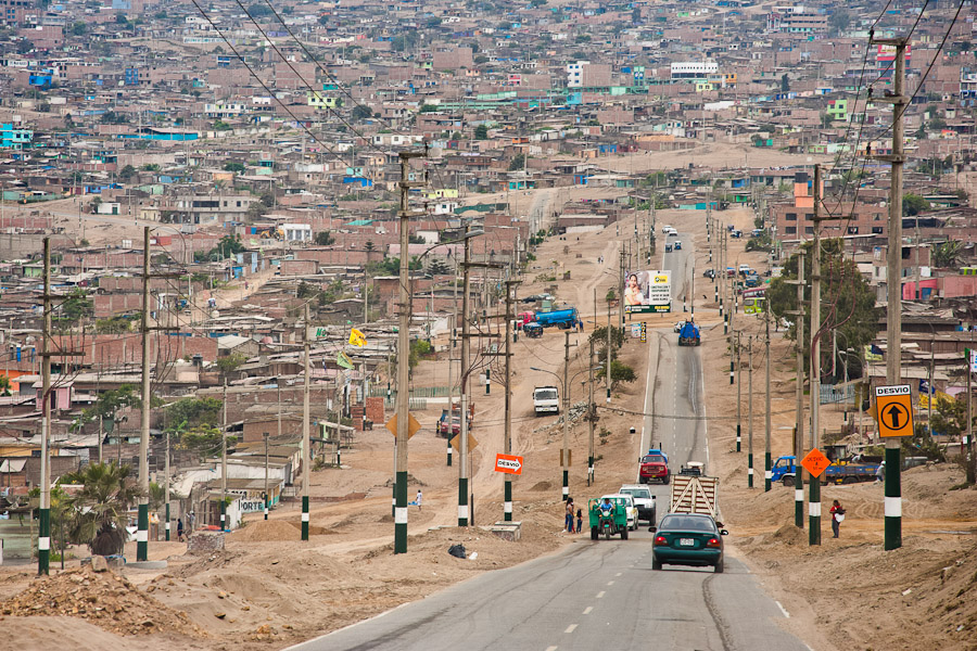 Voda nad zlato (Pachacútec, Lima, Peru)