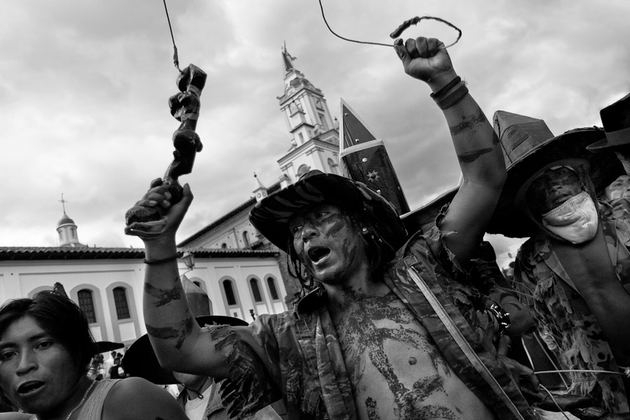 La toma de la Plaza, a furious and violent dance ritual held by Andean indigenous communities during the Inti Raymi (San Juan) festivities.